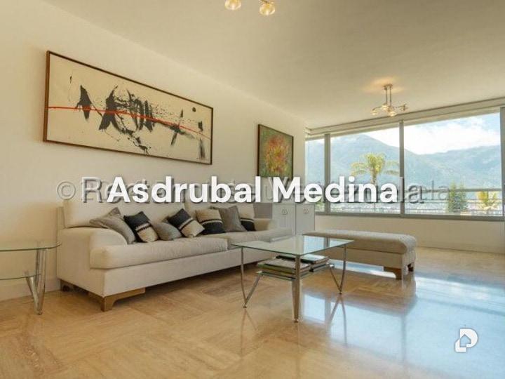 Apartamento en Lomas de Las Mercedes, Caracas – 2