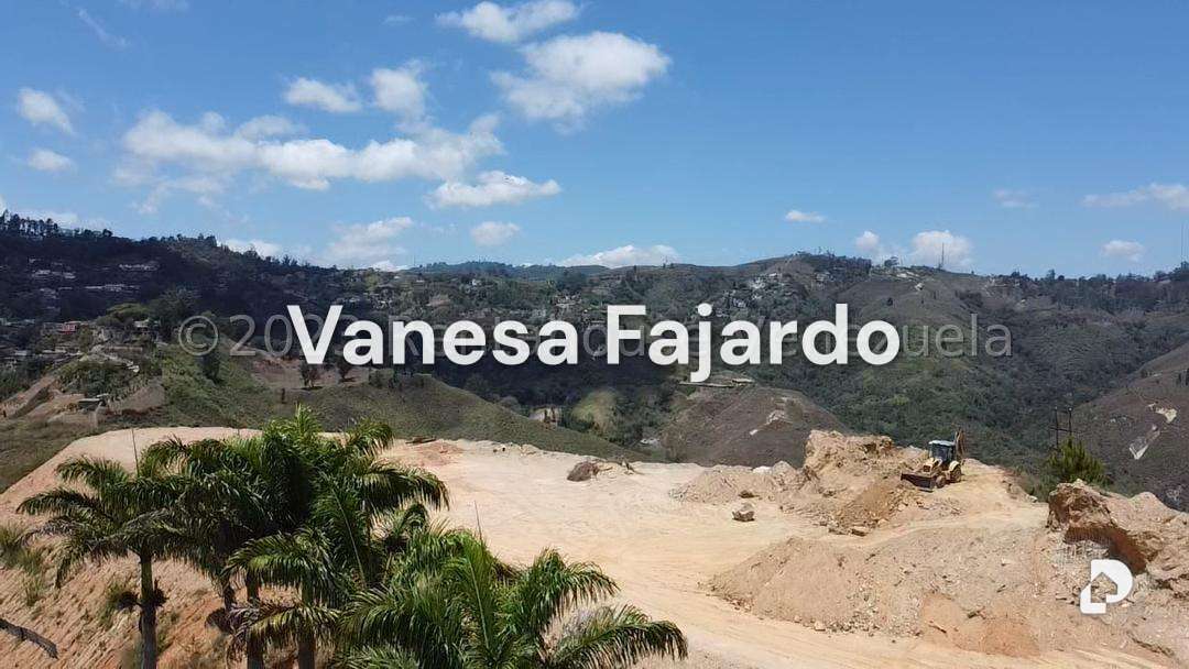Terreno en Potrerito, San Antonio de Los Altos – 2