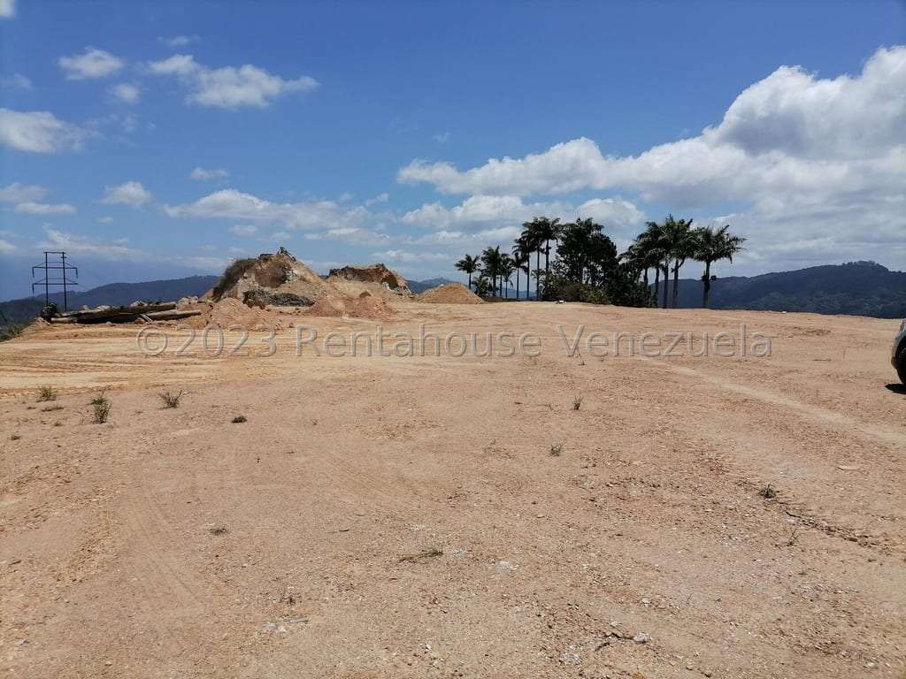 Terreno en Potrerito, San Antonio de Los Altos - 1