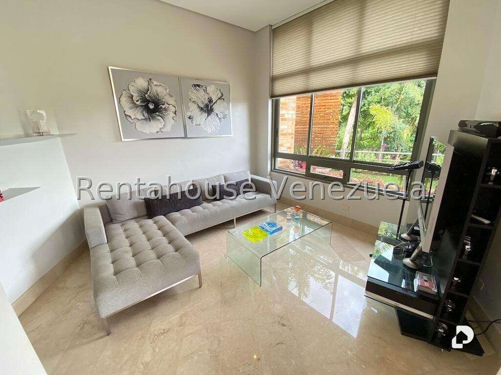 Casa en Mirador de Los Campitos I, Caracas – 12