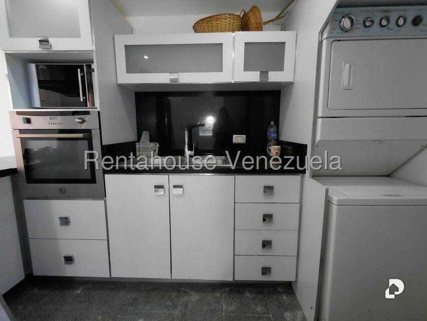 Apartamento en Los Palos Grandes, Caracas – 10