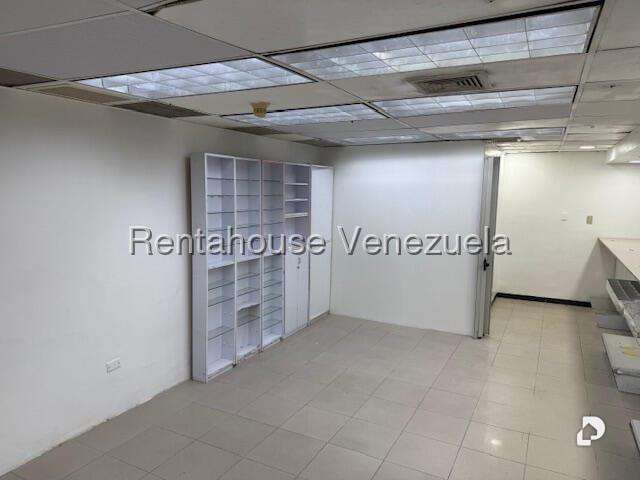 Local comercial en El Cafetal, Caracas – 9