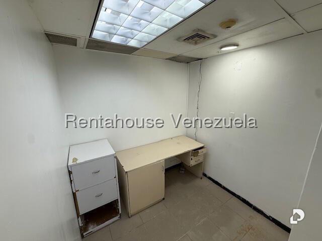 Local comercial en El Cafetal, Caracas – 4