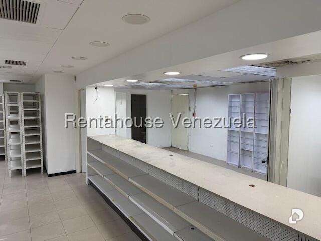 Local comercial en El Cafetal, Caracas – 10