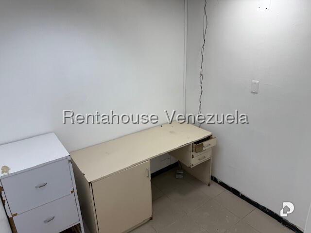 Local comercial en El Cafetal, Caracas – 3