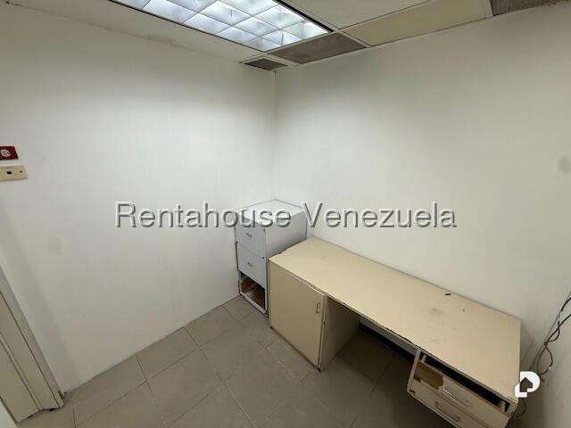 Local comercial en El Cafetal, Caracas – 5