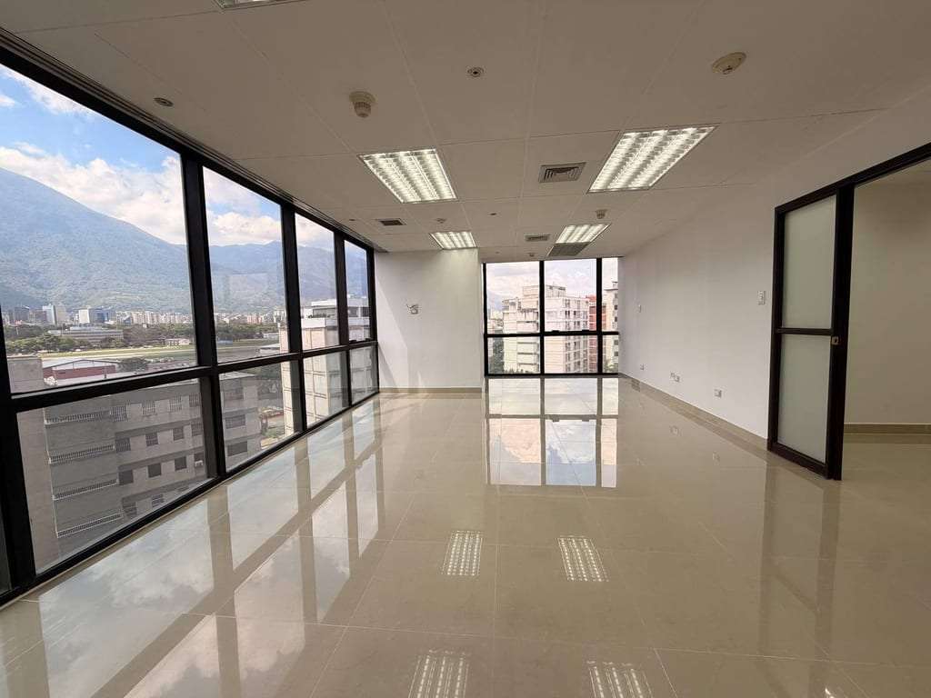 Oficina en Chuao, Caracas