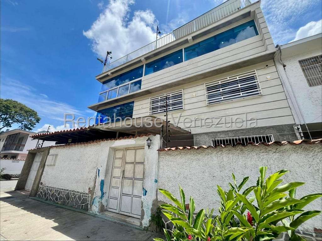 House in La California Sur, Caracas - 1