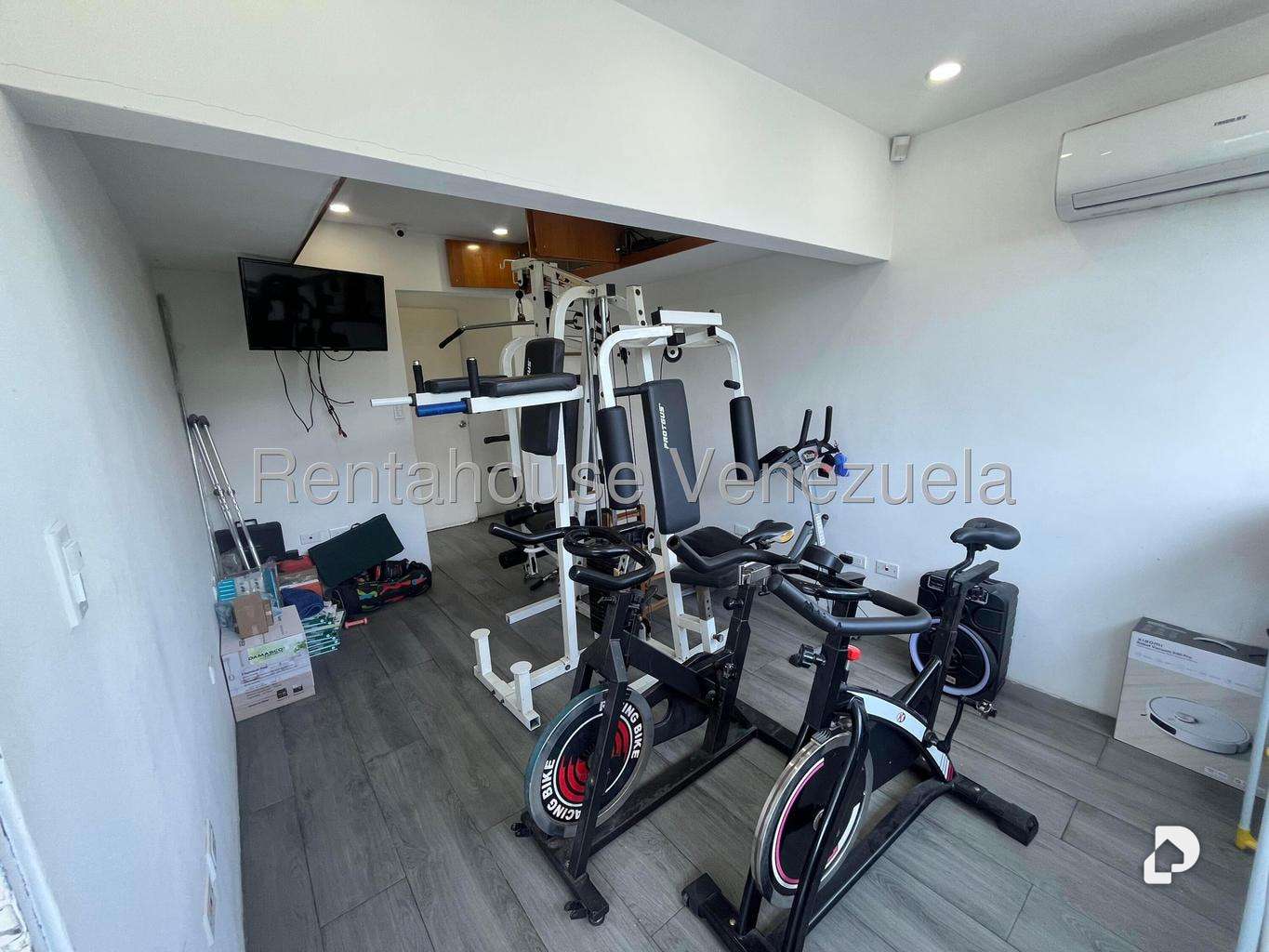 House in La California Sur, Caracas – 16