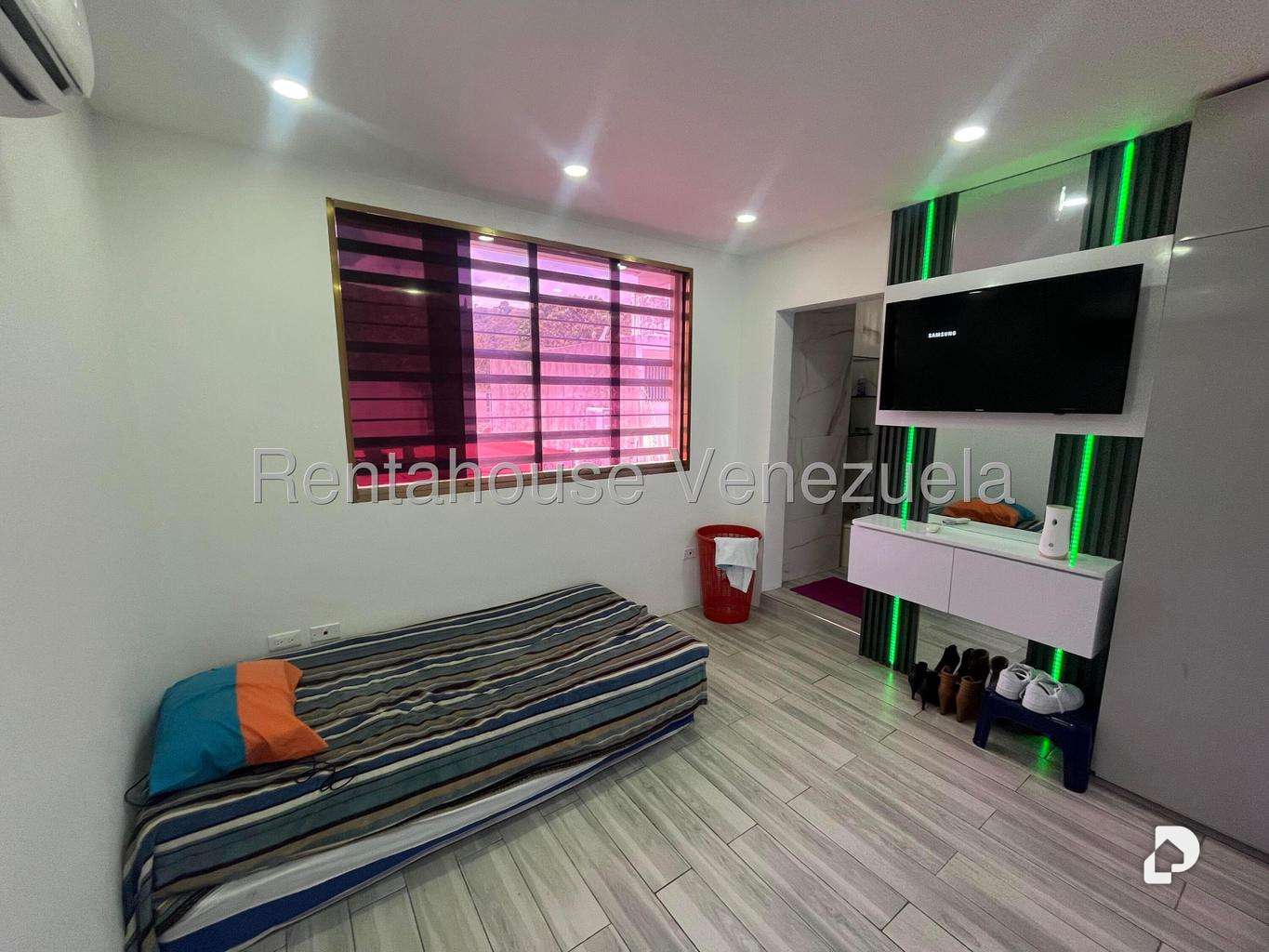 House in La California Sur, Caracas – 17
