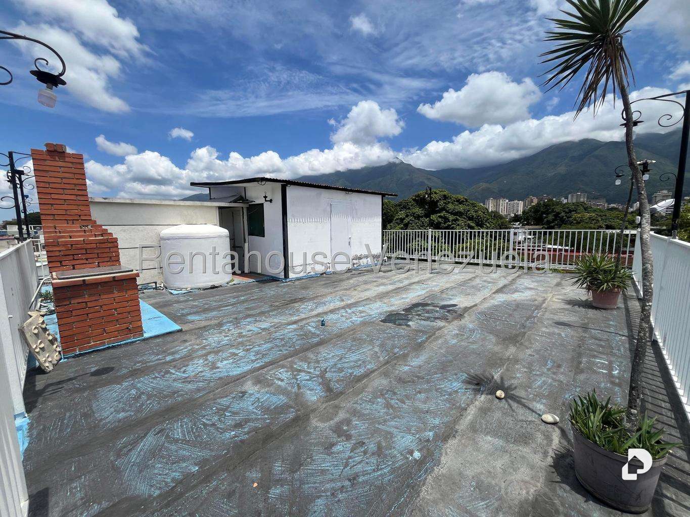 House in La California Sur, Caracas – 26