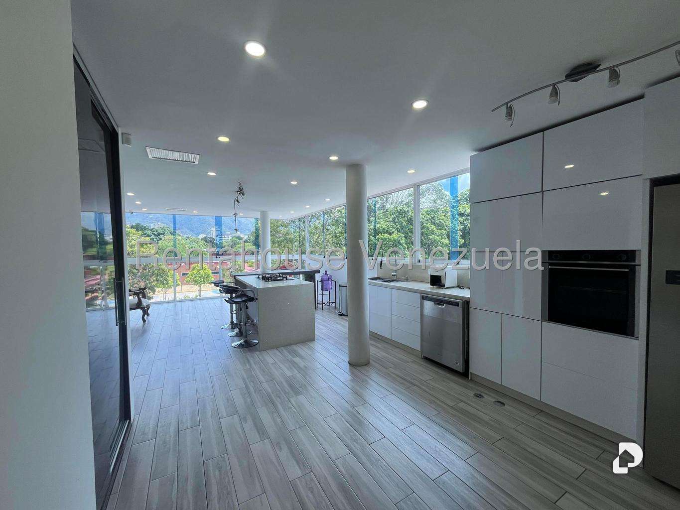 House in La California Sur, Caracas – 13