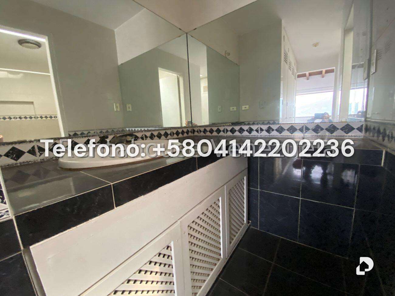 Casa en La Tahona, Caracas – 16