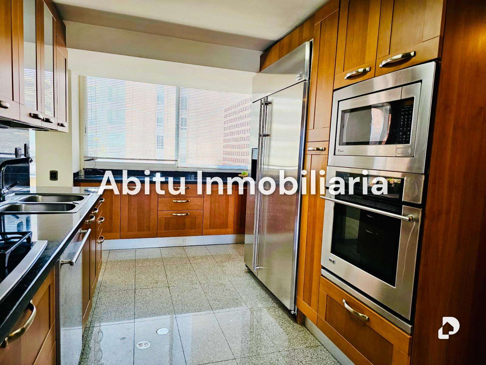 Apartment in Los Campitos, Caracas – 9