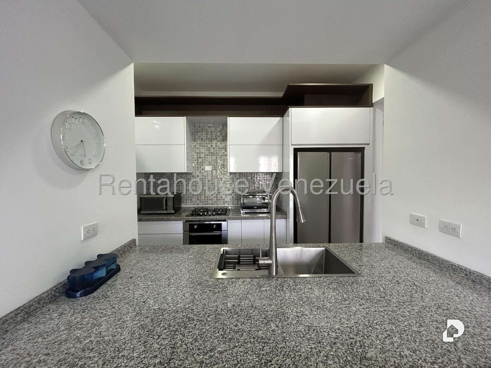Apartamento en Los Naranjos de las Mercedes, Caracas – 17