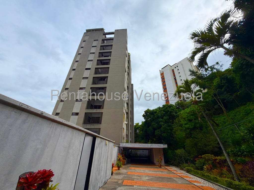 Apartamento en Las Mesetas de Santa Rosa de Lima, Caracas