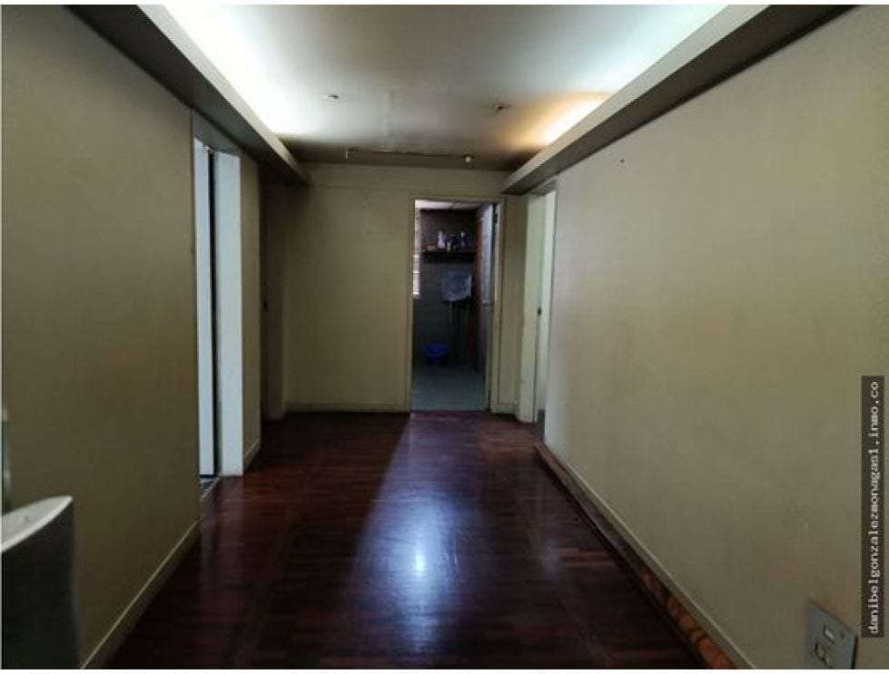 Oficina en Av. Urdaneta, Caracas - 1