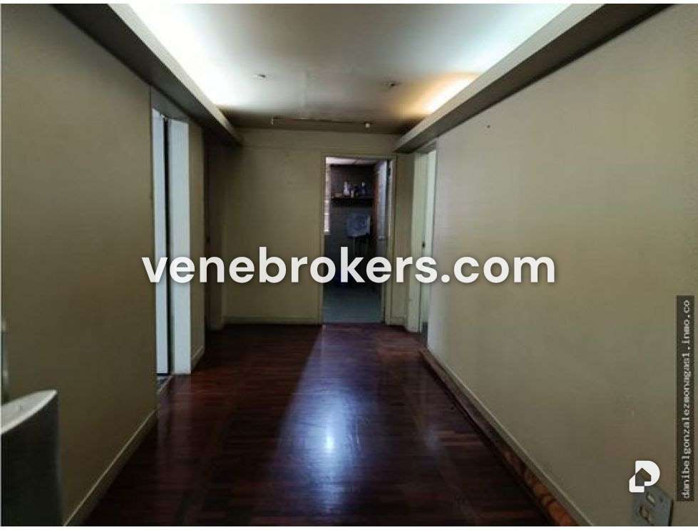 Office in Av. Urdaneta, Caracas – 1