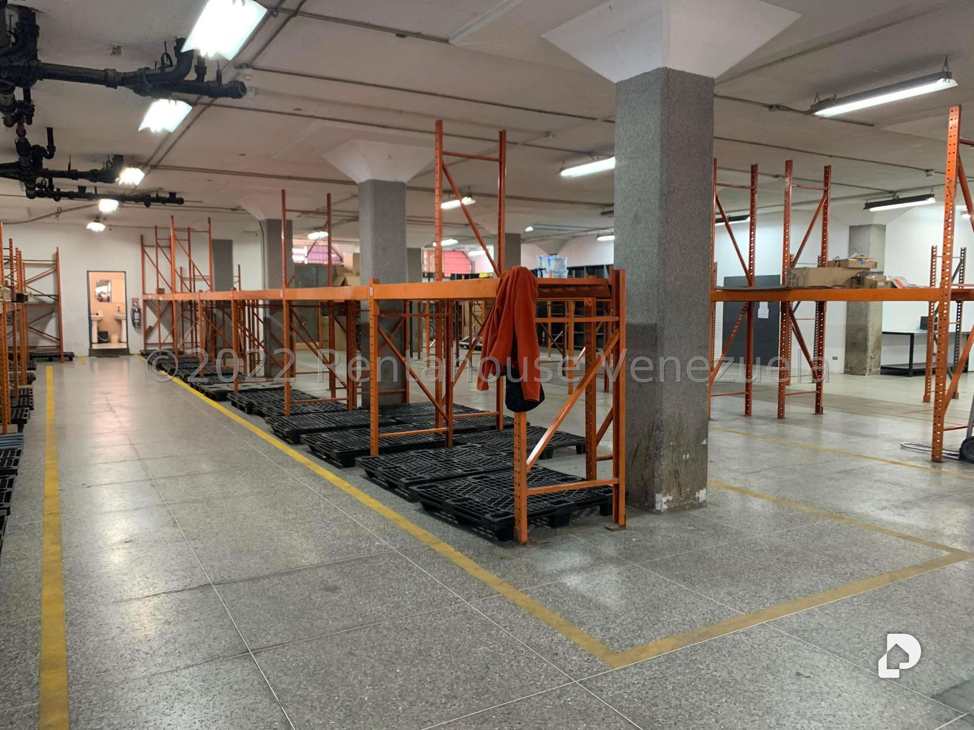 Local comercial en Los Ruices, Caracas – 13