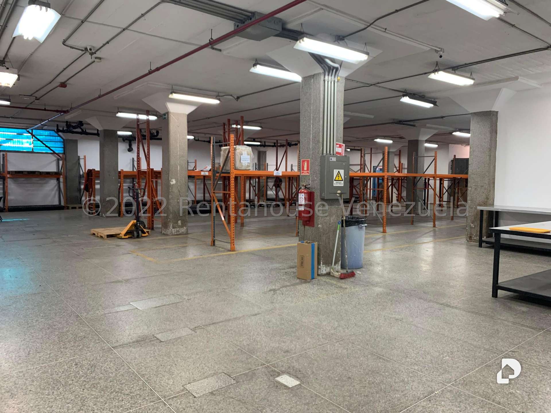 Local comercial en Los Ruices, Caracas – 14