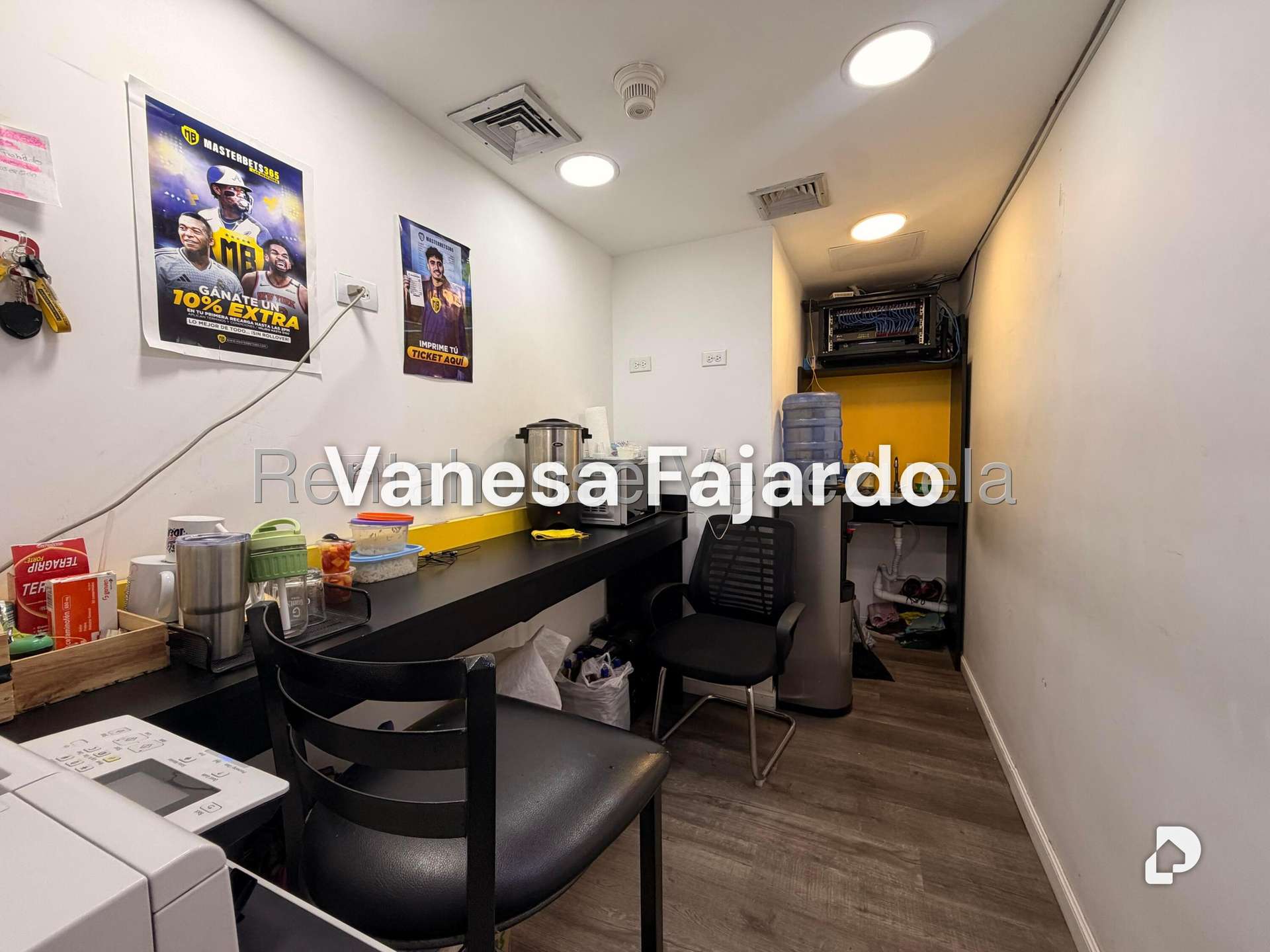 Local comercial en Las Mercedes, Caracas – 18