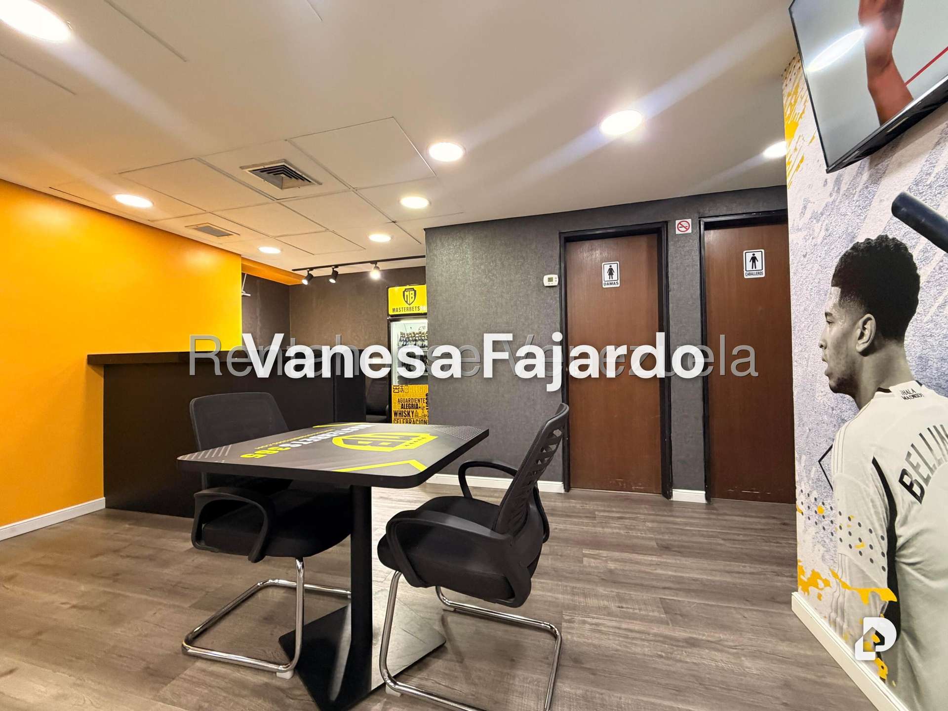 Local comercial en Las Mercedes, Caracas – 12