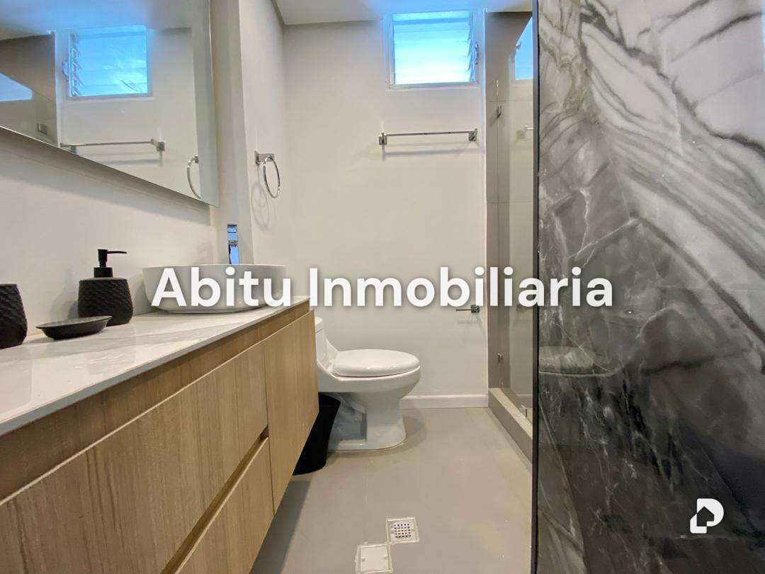 Apartamento en Los Palos Grandes, Caracas – 11