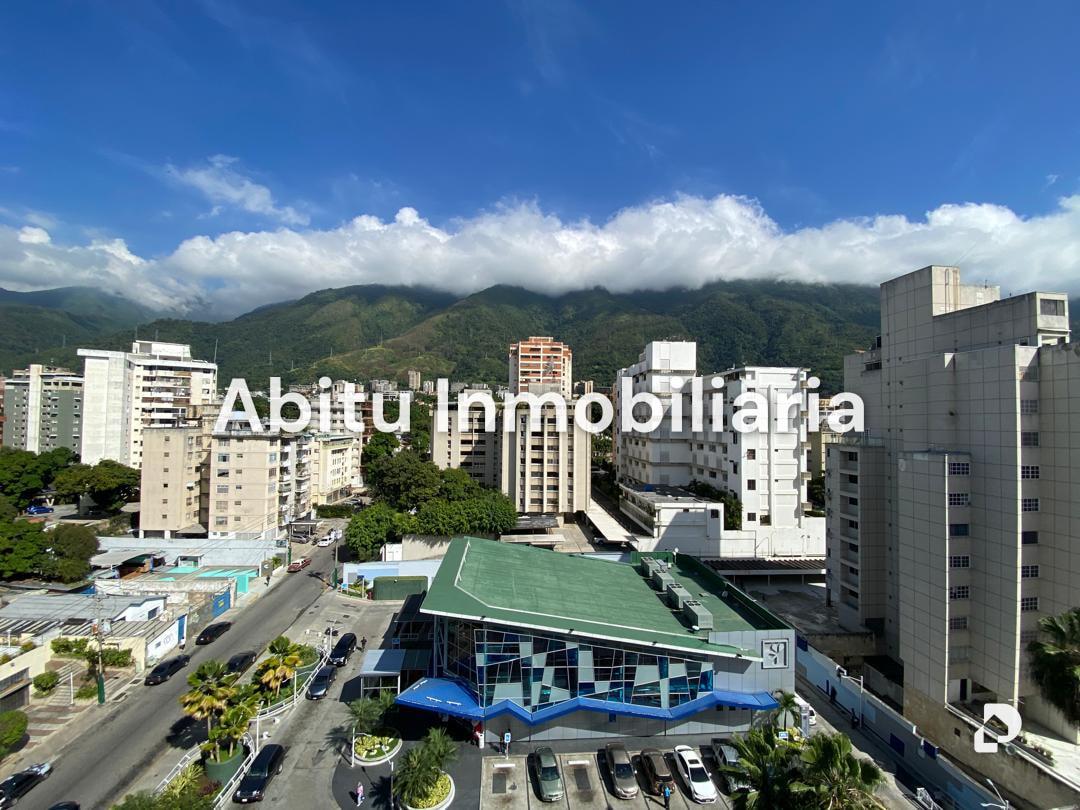 Apartamento en Los Palos Grandes, Caracas – 1