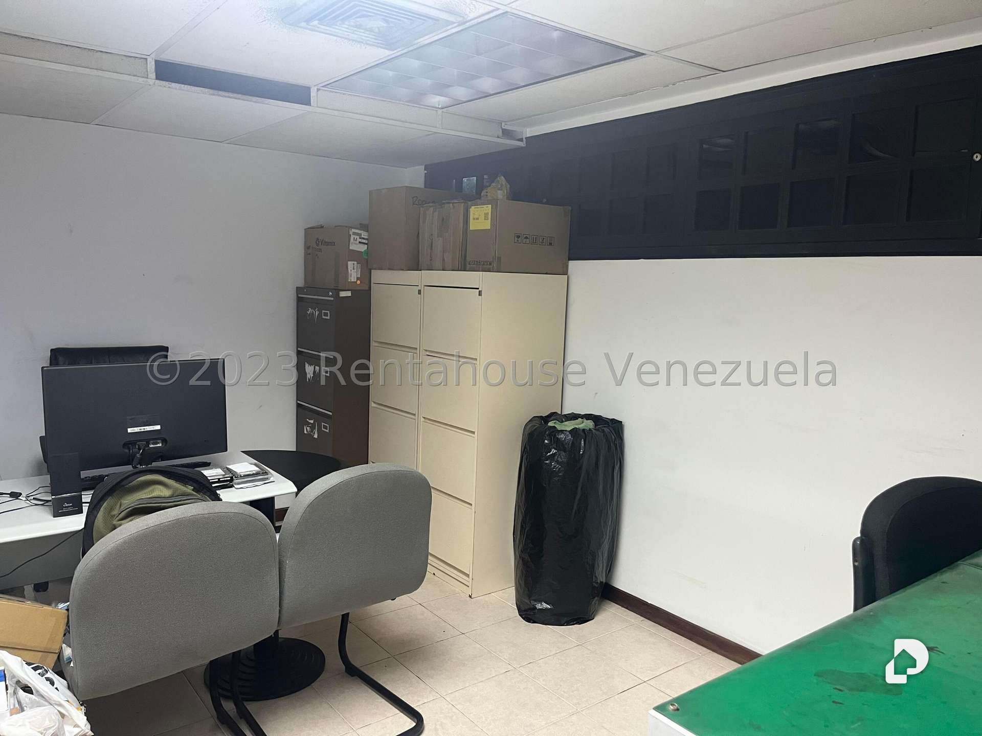Edificio en La Trinidad, Caracas – 6