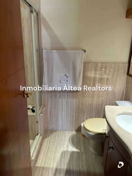 Apartamento en La Alameda, Caracas – 18