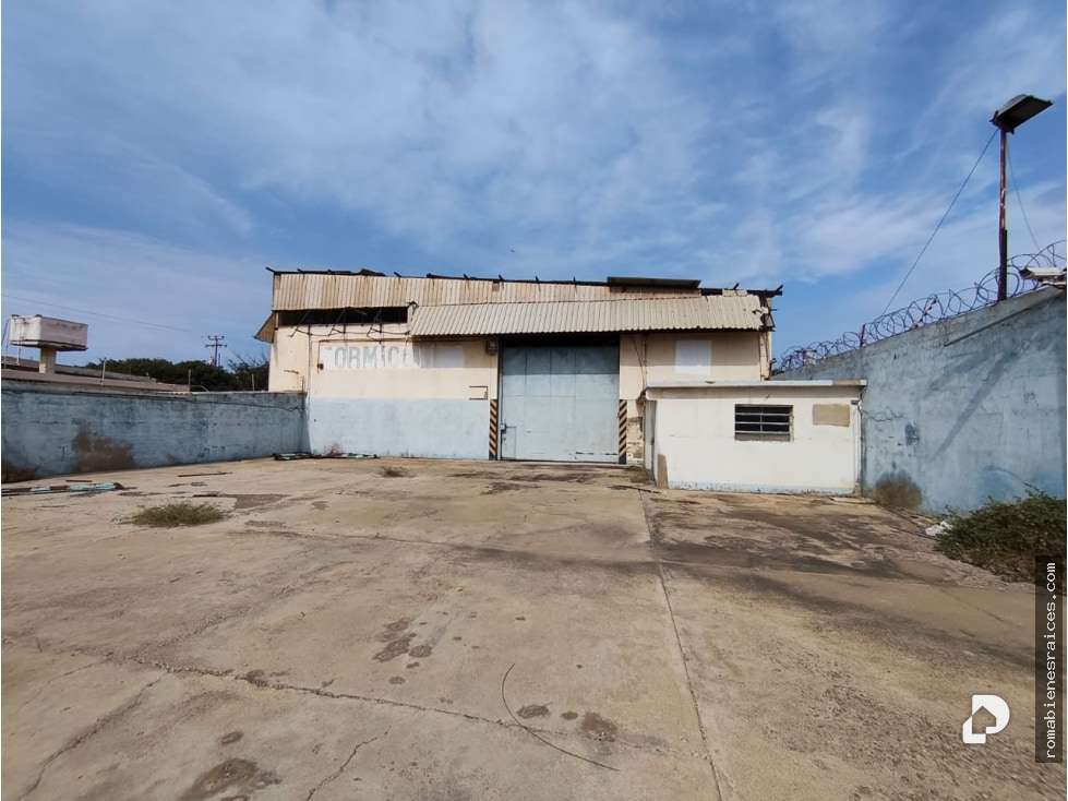 Edificio en Punto Fijo – 20