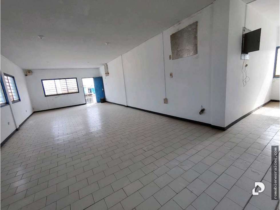 Edificio en Punto Fijo – 18