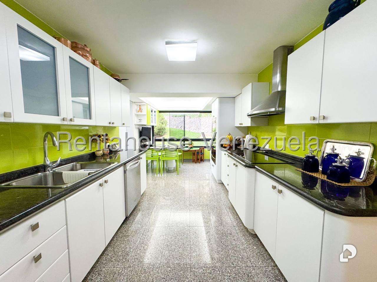 Apartamento en Lomas de La Lagunita, Caracas – 24