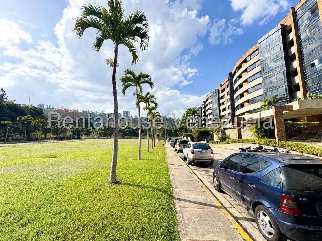 Apartment in Lomas de La Lagunita, Caracas - 1