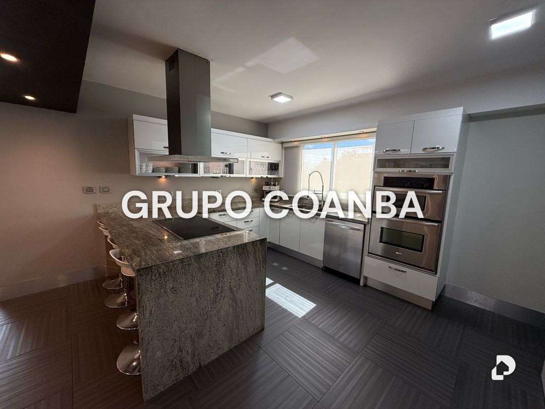 Apartamento en Lomas de Las Mercedes, Caracas – 11