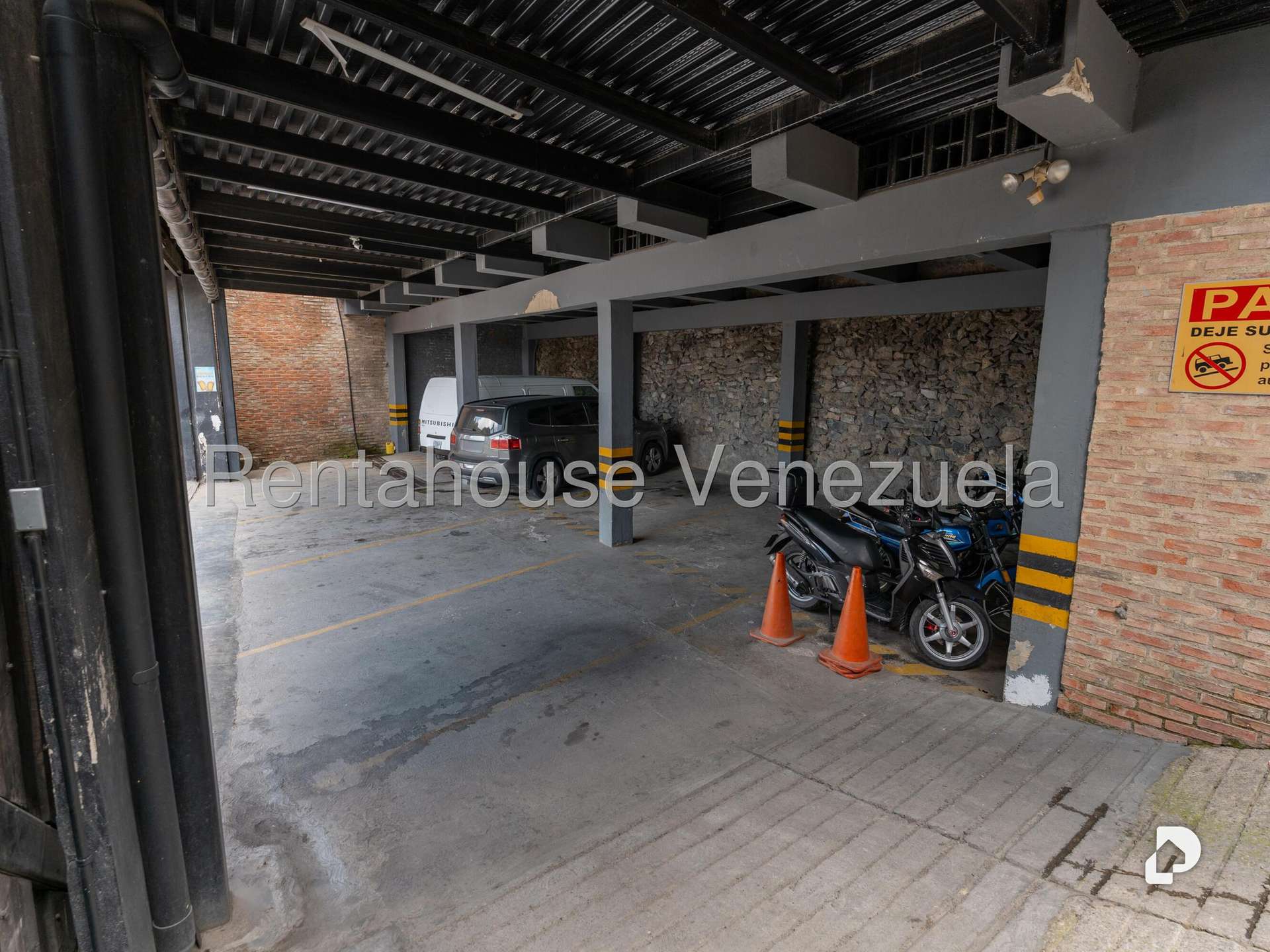 Local comercial en El Hatillo, Caracas – 7