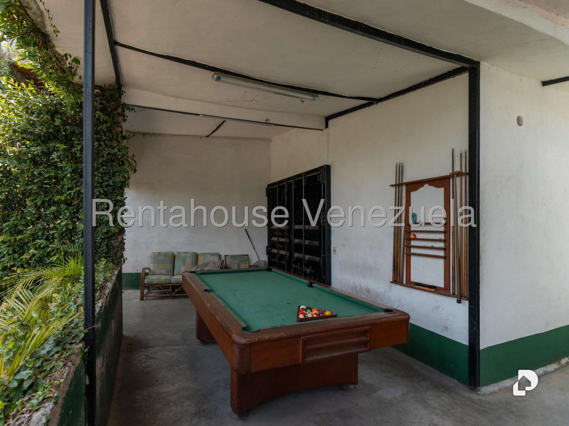 Local comercial en El Hatillo, Caracas – 28
