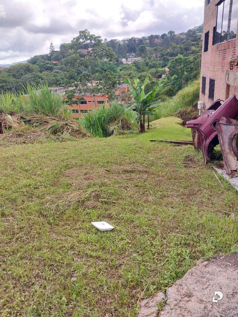 Land in La Unión, Caracas – 4