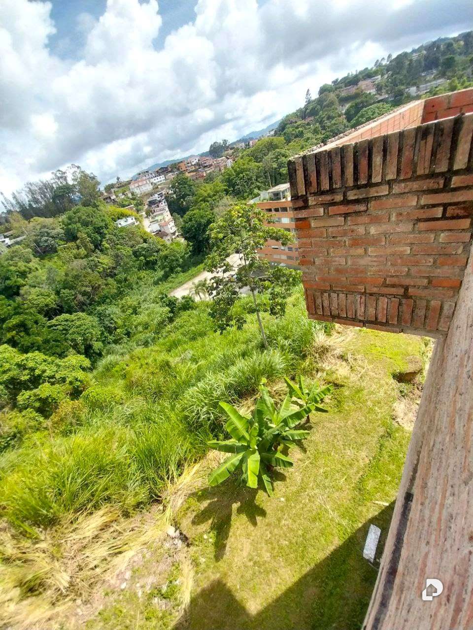 Land in La Unión, Caracas – 7