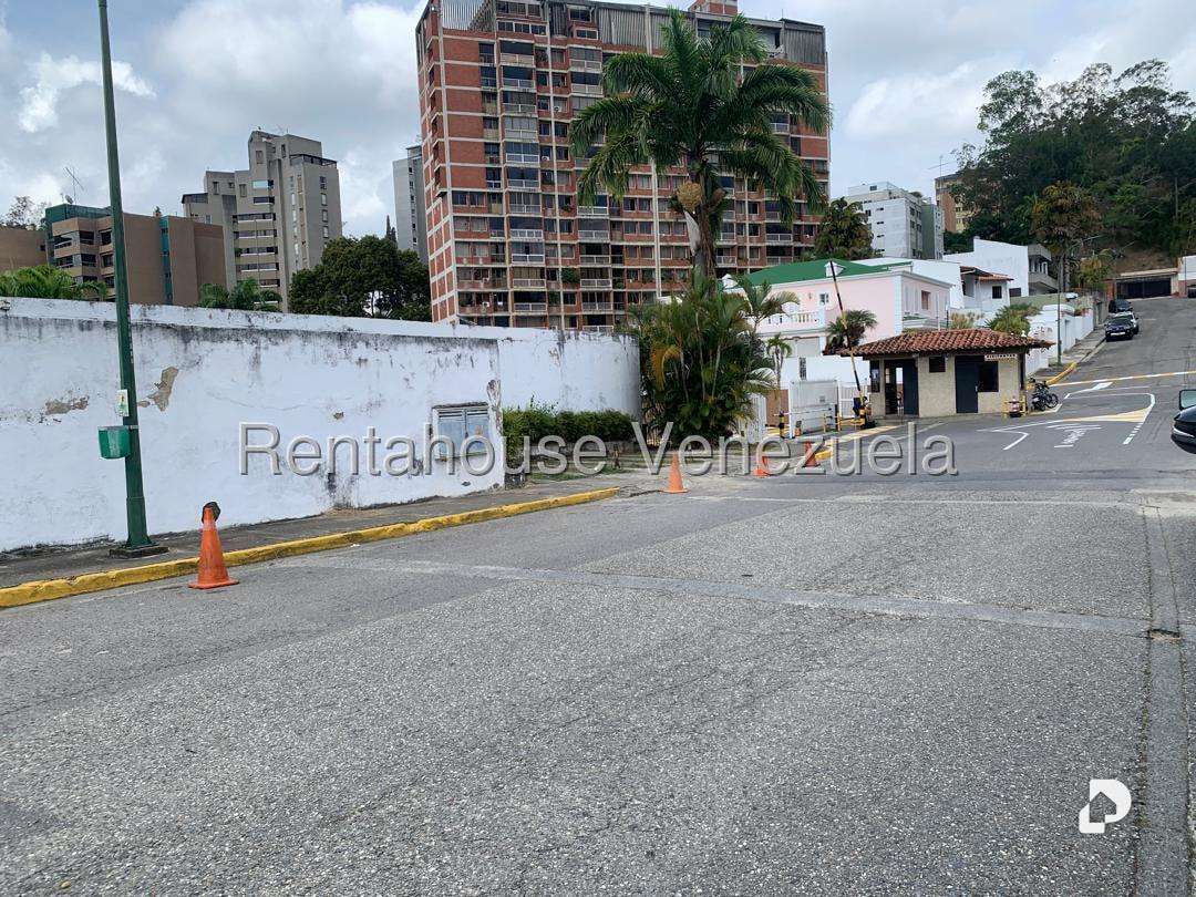 Casa en Los Naranjos (del Cafetal), Caracas – 2