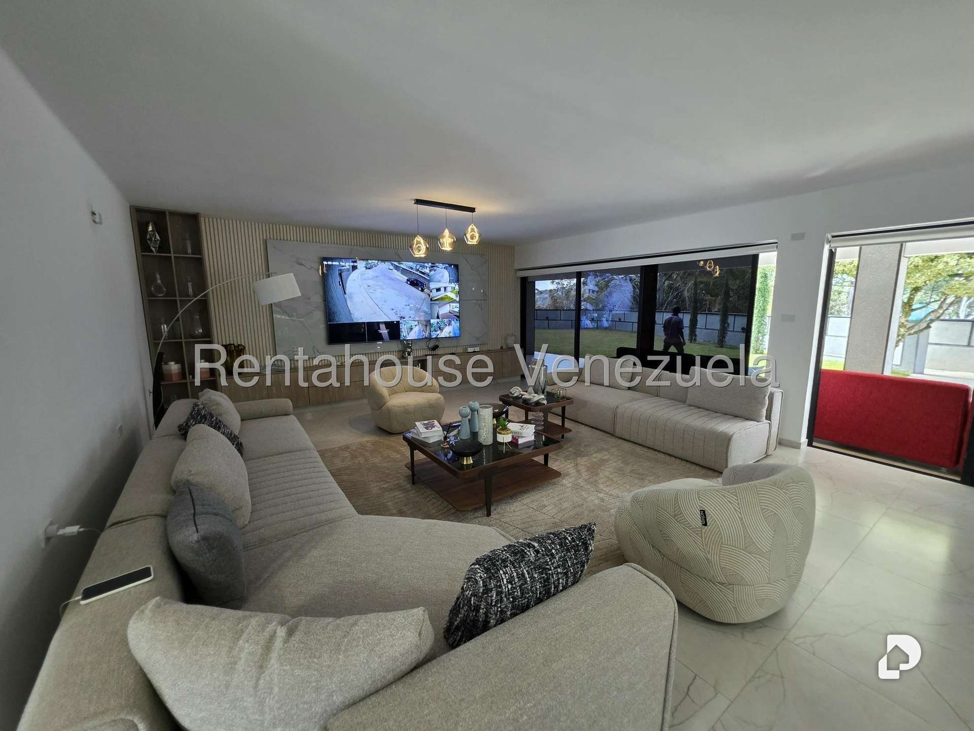 Casa en Los Naranjos (del Cafetal), Caracas – 25