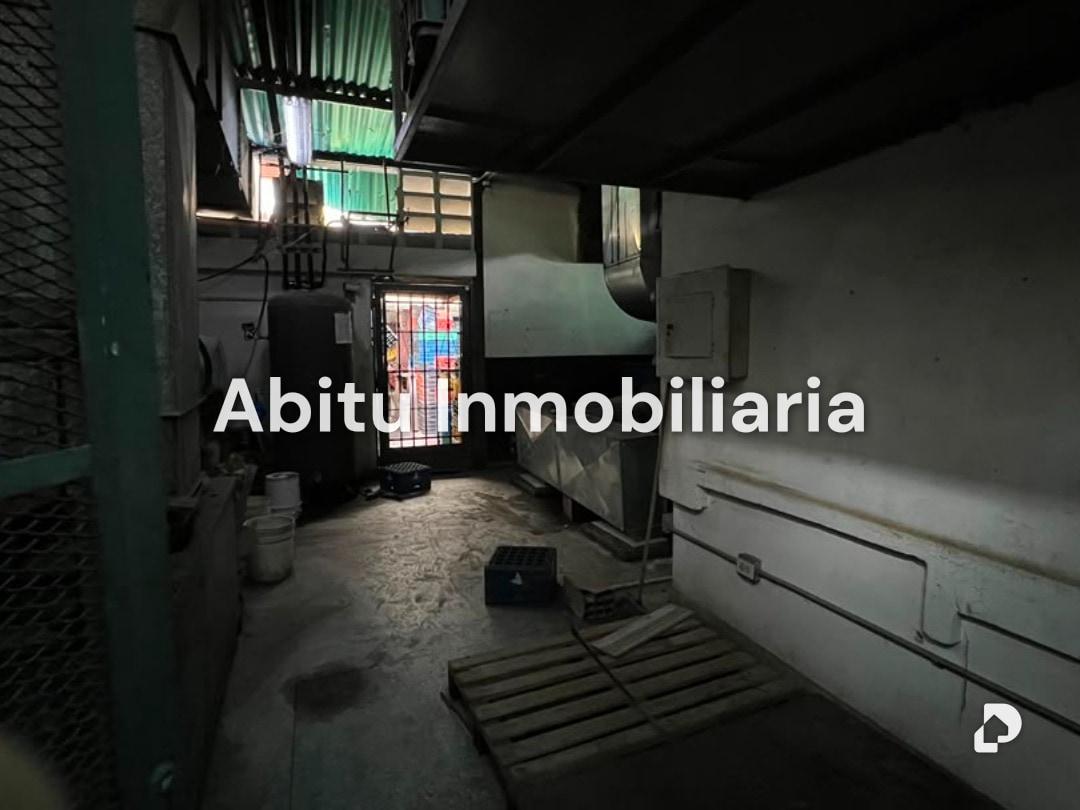 Local comercial en Las Mercedes, Caracas – 2