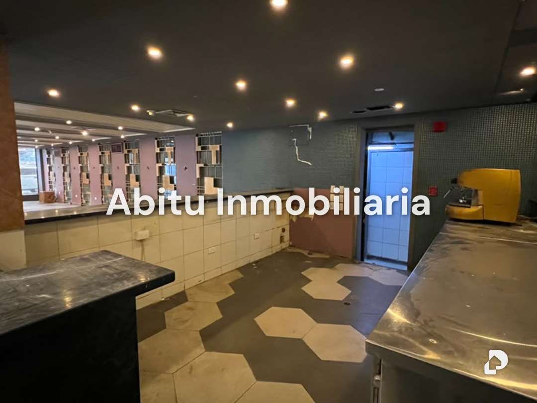 Local comercial en Las Mercedes, Caracas – 12