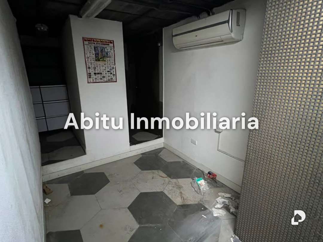 Local comercial en Las Mercedes, Caracas – 1