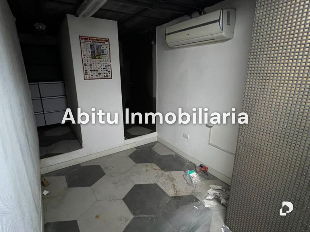 Local comercial en Las Mercedes, Caracas – 1