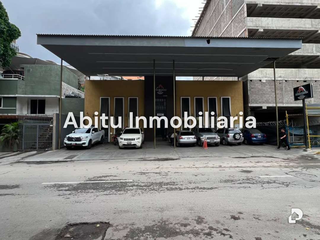 Local comercial en Las Mercedes, Caracas – 14