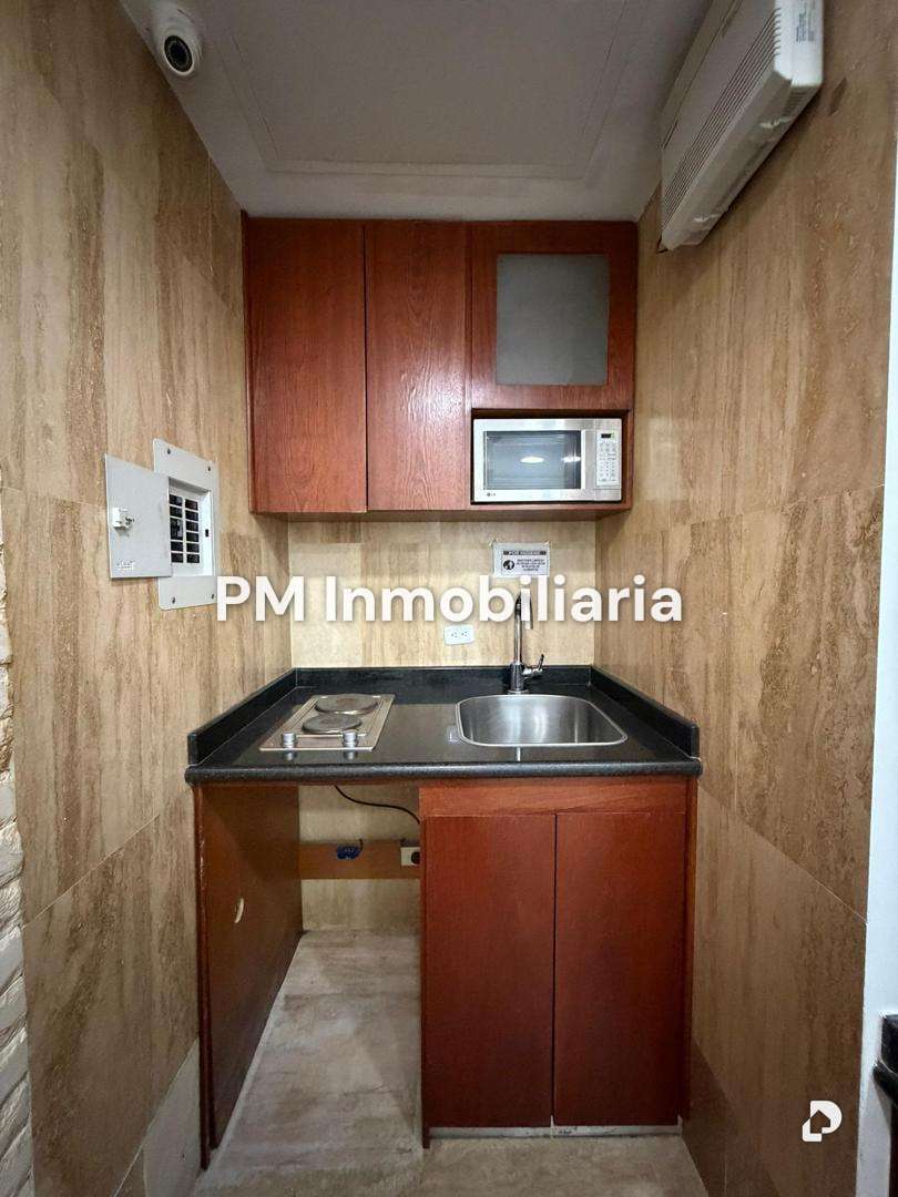 Oficina en Los Palos Grandes, Caracas – 6