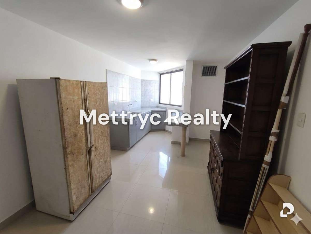Apartamento en Los Guayabitos, Valencia – 4