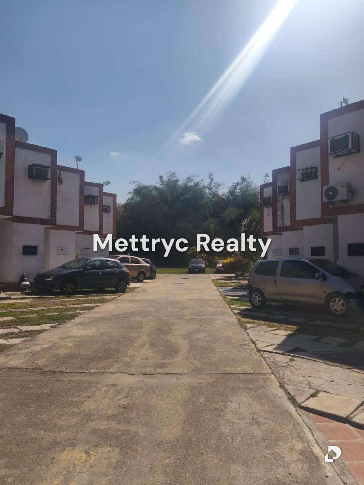 Apartamento en Los Guayabitos, Valencia – 2