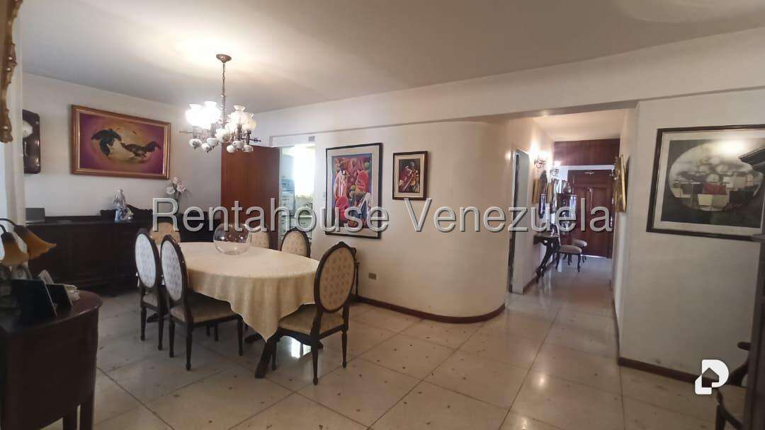Casa en La Trinidad, Caracas – 9
